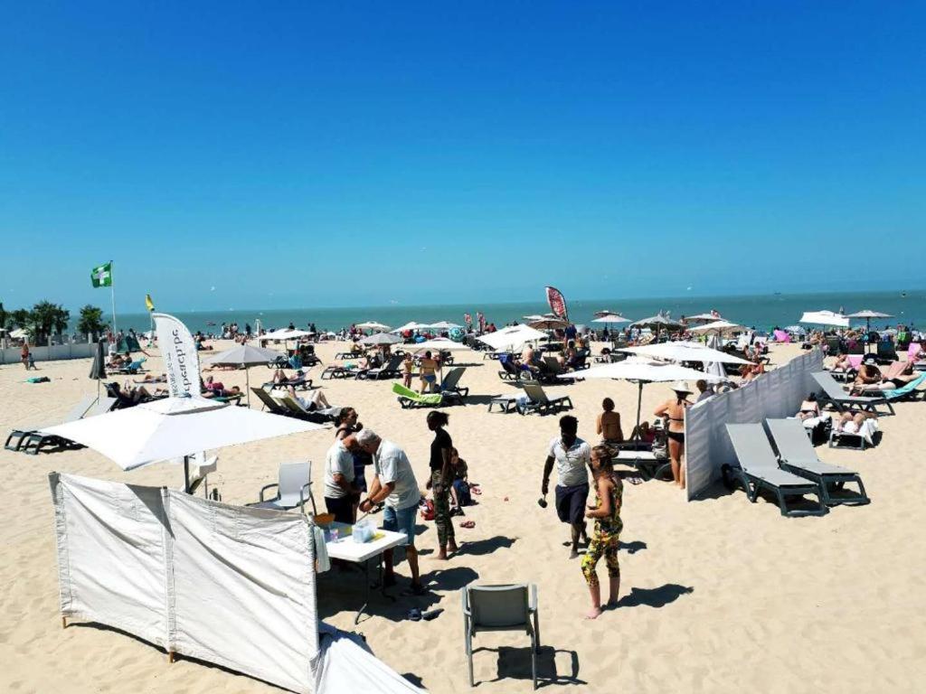 Golden Beach Остенде Екстериор снимка
